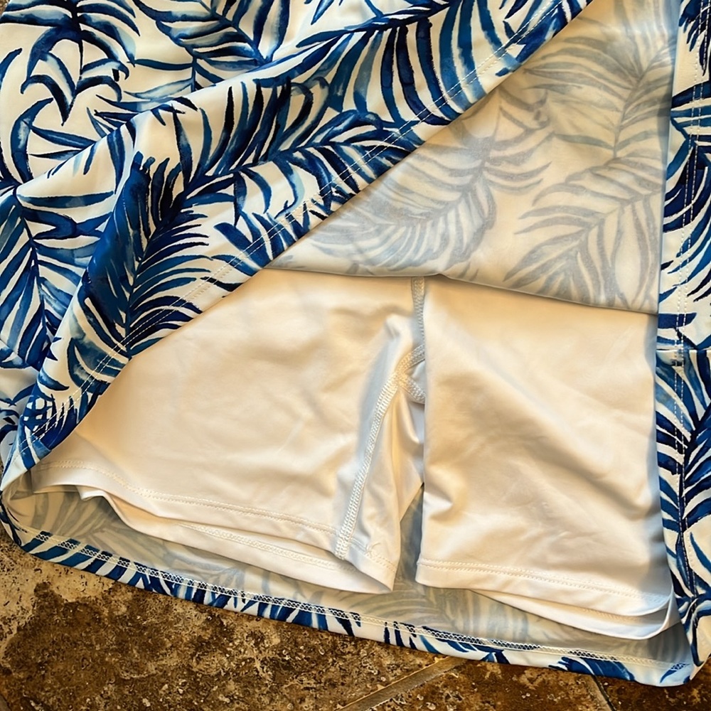 Tommy Bahama golf women’s skirt size large - Picture 5 of 5